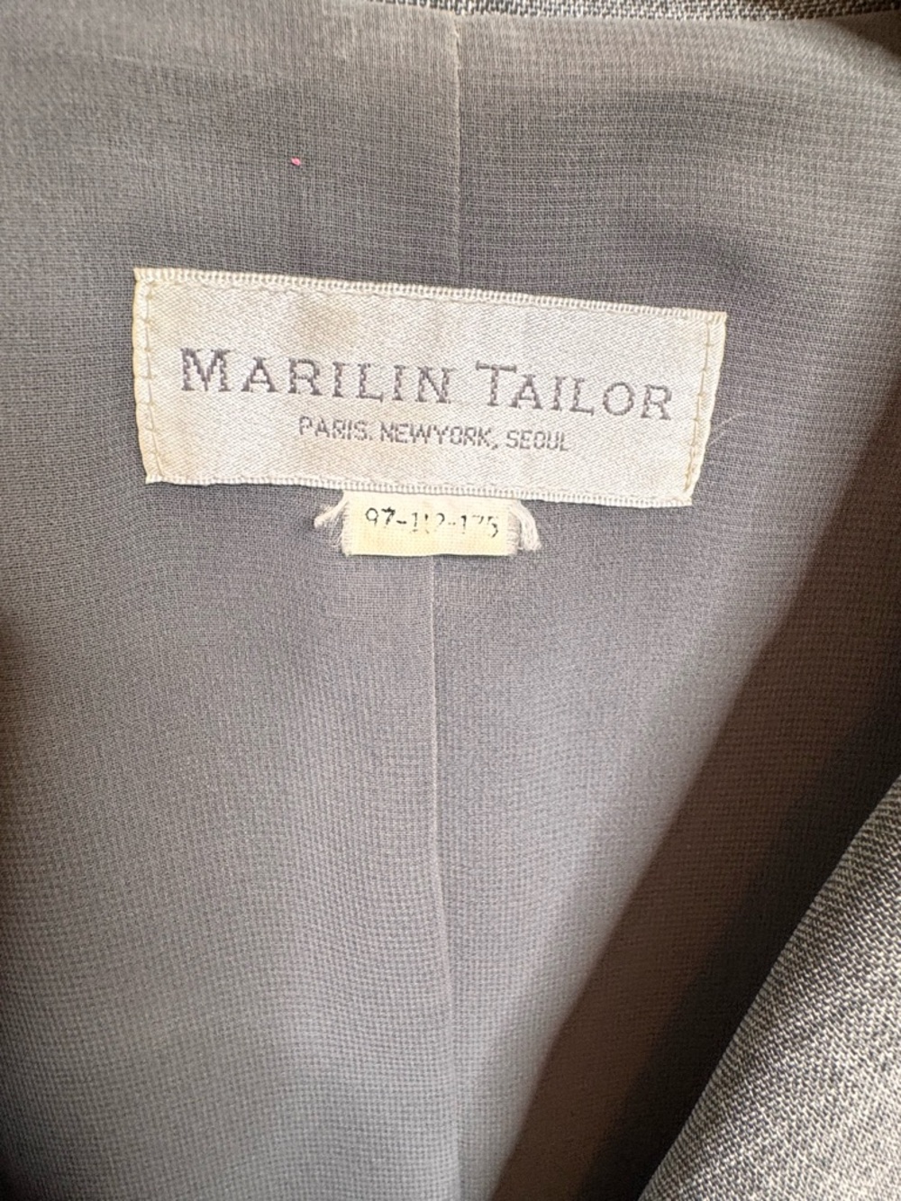 Vintage Gray Three-Button Women's Blazer - Picture 3 of 3